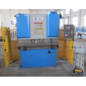 China Manufacture Hydraulic Press Brake (WC67Y)